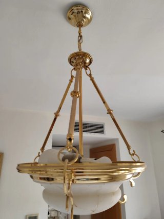 Lámpara de techo alabastro y metal dorado