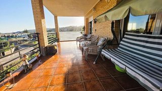 Chalet en venta en Vallirana