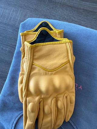 Guantes de piel para verano