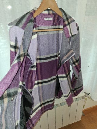 Preciosa Chaqueta cuadros morada y gris talla M/L