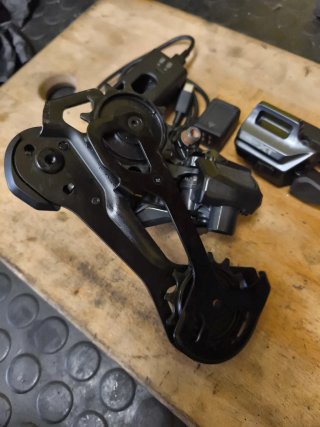 Kit Shimano XT Di2 12v Actualización