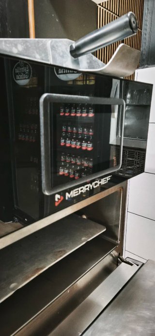 Horno  Merrychef conneX 16 trifásico Alta Velocida