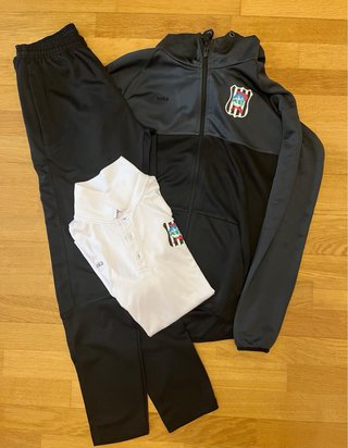 Pack Ropa Deportiva Um Escobedo - Talla S