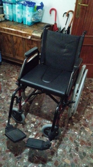 Material ortopédico y de ayuda a personas