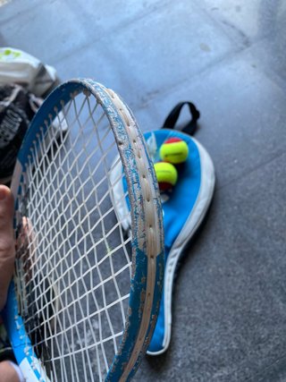 Raqueta Tenis Artengo 710 Niño bolsa y 2 Bolas