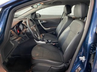 Opel Astra 2010