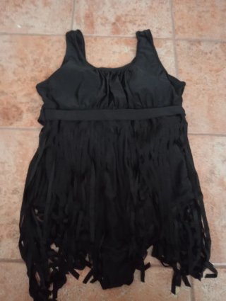 Bañador negro con flecos