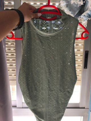 Camiseta L verde con brillos