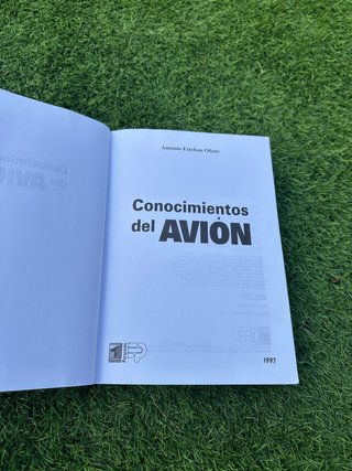 Conocimientos del avión – Antonio Esteban Oñate