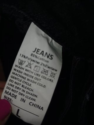 Pantalón Denim Pierna Ancha Negro Roto