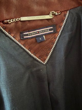 Cazadora cuero Tommy Hilfiger berenjena