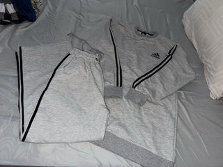 Sudadera Adidas Gris Logo Negro