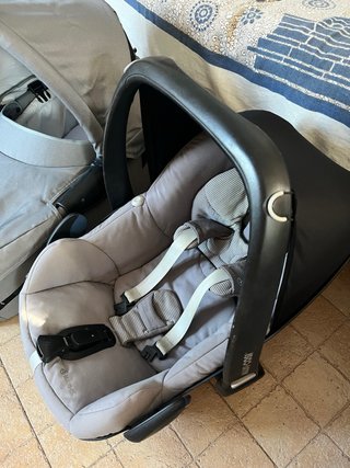 Capazo, Maxi-Cosi y Silla Paseo Mutsy