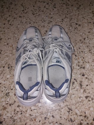 Zapatillas New Balance 530 Plata y Blanco