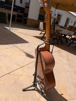 Guitarra Admira Juanita