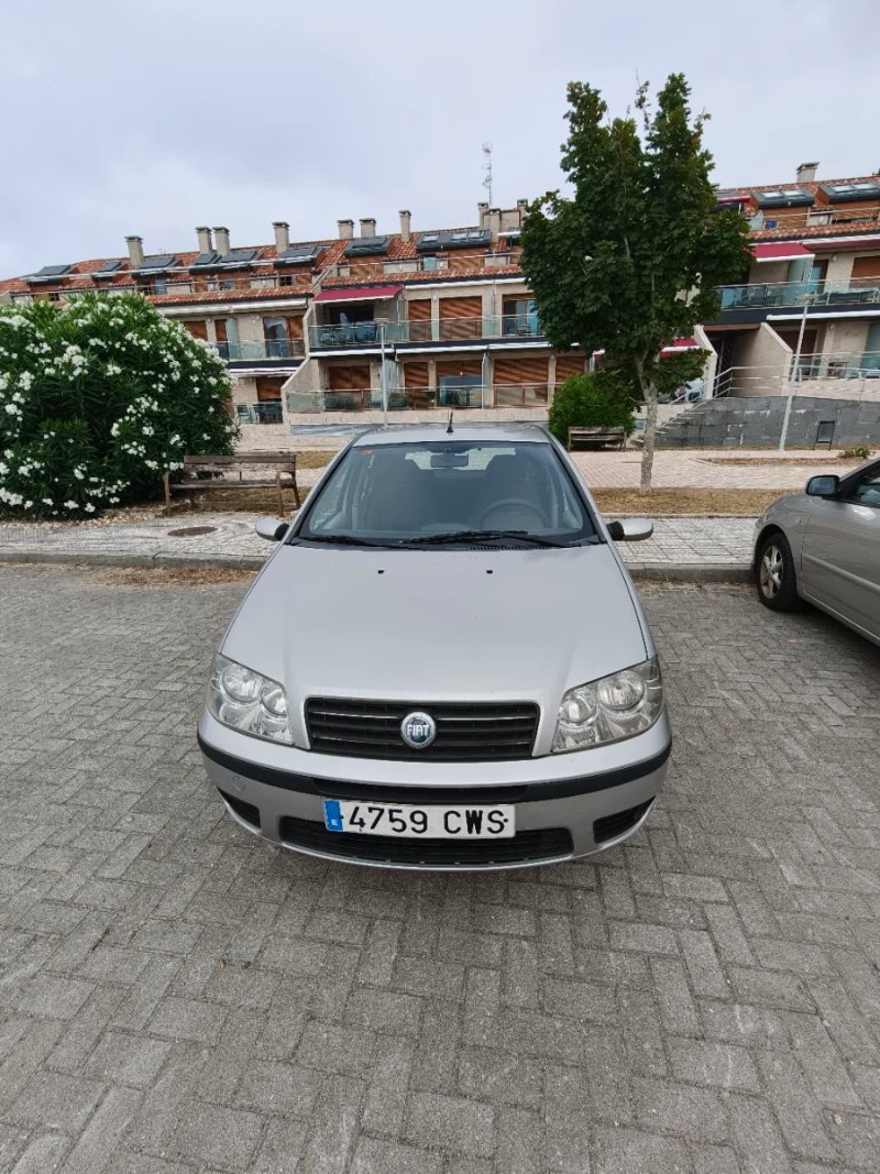 FIAT Punto 2004 - foto 1