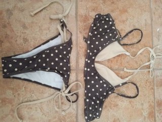 Bikini lunares marrón y blanco