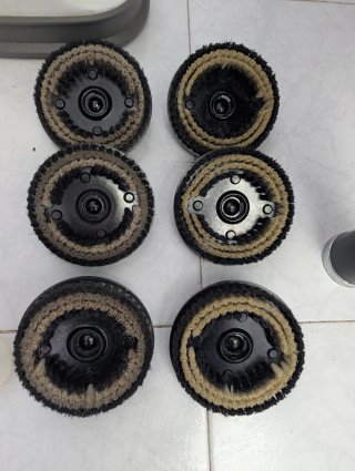 Pulidora Electrolux con accesorios