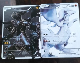Cartas Pokémon Zekrom y Reshiram