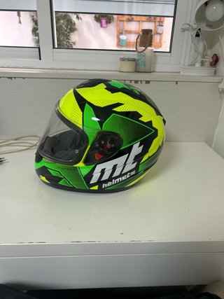Casco de moto MT Thunder