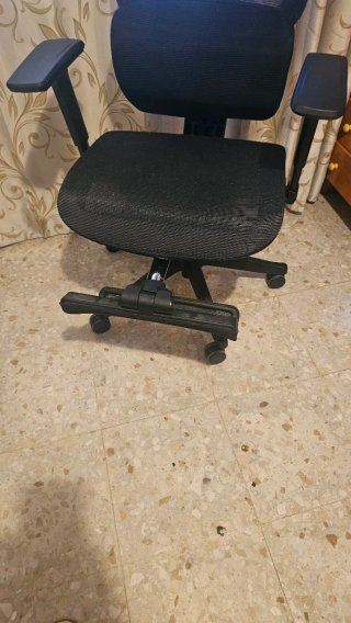 Silla de oficina ergonómica reclinable