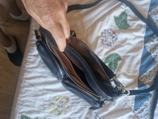 Borsa vera pelle nera usata