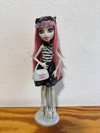 Muñeca Monster High Rochelle Goyle