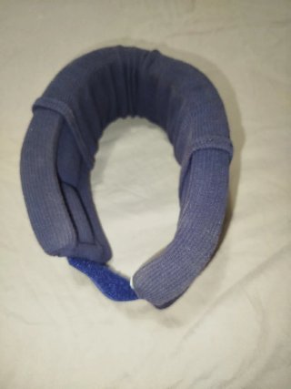 Collarín ortopédico azul
