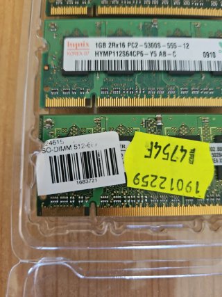 Módulos RAM DDR2 y DDR4 Hynix, Samsung