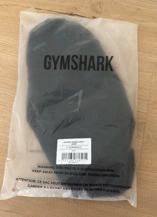 Camiseta Gymshark Negra Manga Corta