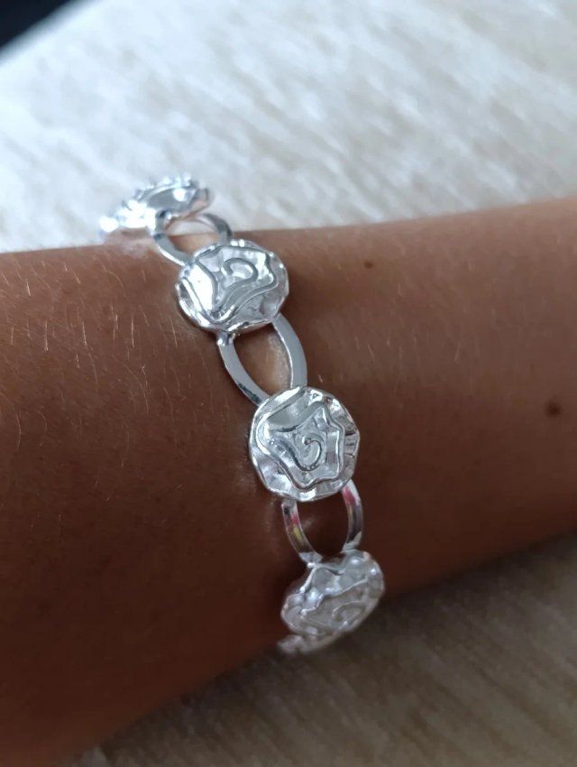 Pulsera plata laminada rosa rígida