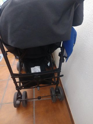 Carrito Gioardani gris cierre bastón