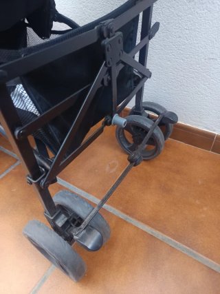 Carrito Gioardani gris cierre bastón