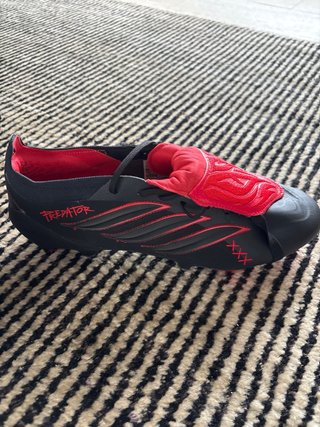 Botas de fútbol Adidas Predator Talla 46