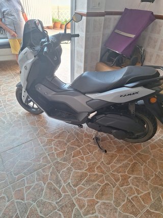 Yamaha N Max 125cc Maxi Scooter