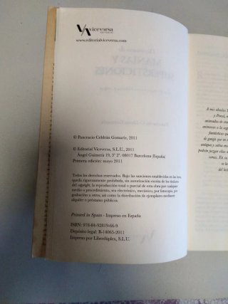 Diccionario de manías y supersticiones con su e...