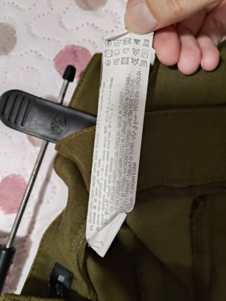 Pantalón verde Zara Talla s