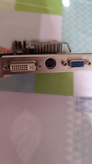Tarjeta Gráfica NVIDIA GeForce FX 5700 LE