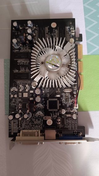 Tarjeta Gráfica NVIDIA GeForce FX 5700 LE