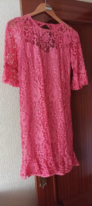 Vestido rosa encaje