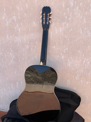 Guitarra Clásica Negra Brillante + Funda Acolchada