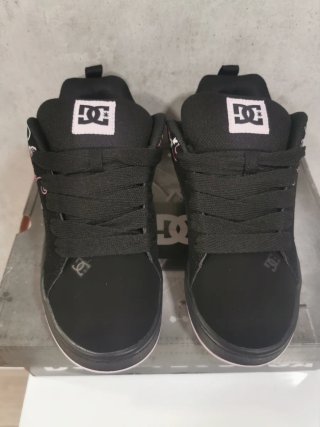 Zapatillas DC Shoes Negras y Rosas