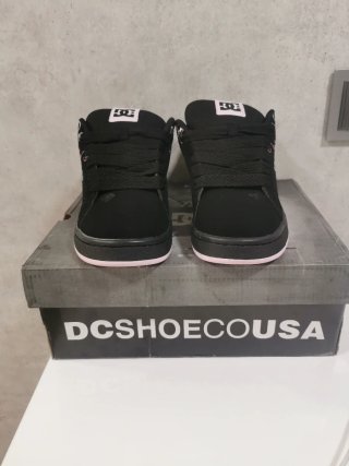 Zapatillas DC Shoes Negras y Rosas