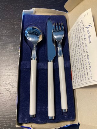 1 Set Posate Porcellana Barilla