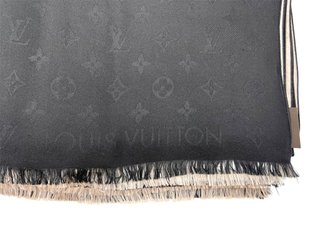 Estola Louis Vuitton Negra