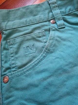 Pantalón corto hombre verde