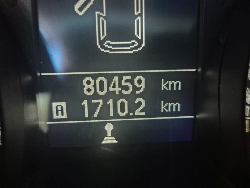Nissan Qashqai 1.5 dCi T.Sport 4x2 17'' 2011, foto 13