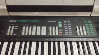 Teclado Yamaha Portatone PSR-32
