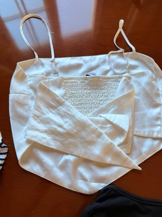Lote 3 tops S Stradivarius y Shein