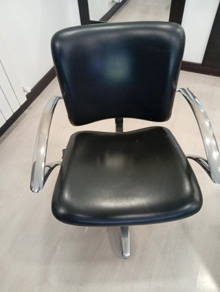 2 Sillones de Peluquería Negros